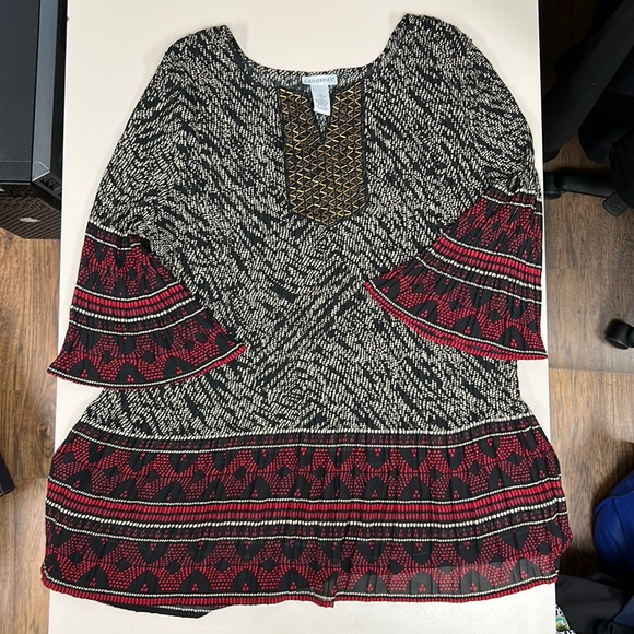 Catherine’s 2x pleated blouse with‎ 3/4 “angel” sleeves.  Excellent condition - Picture 1 of 7